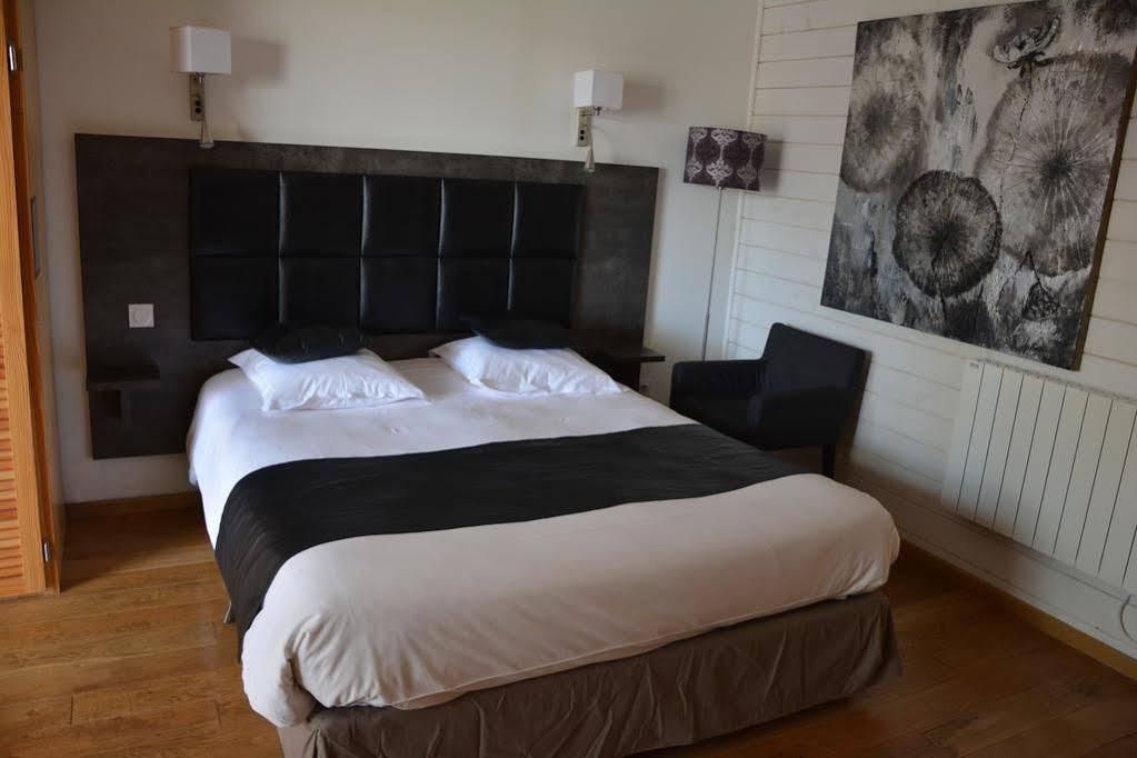 Hôtel Monet La Rivière-Saint-Sauveur Buitenkant foto